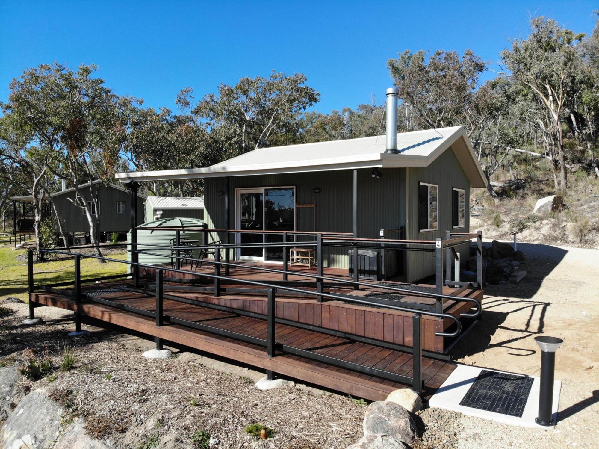 Glen Lough Cabins Glen Aplin Exterior photo